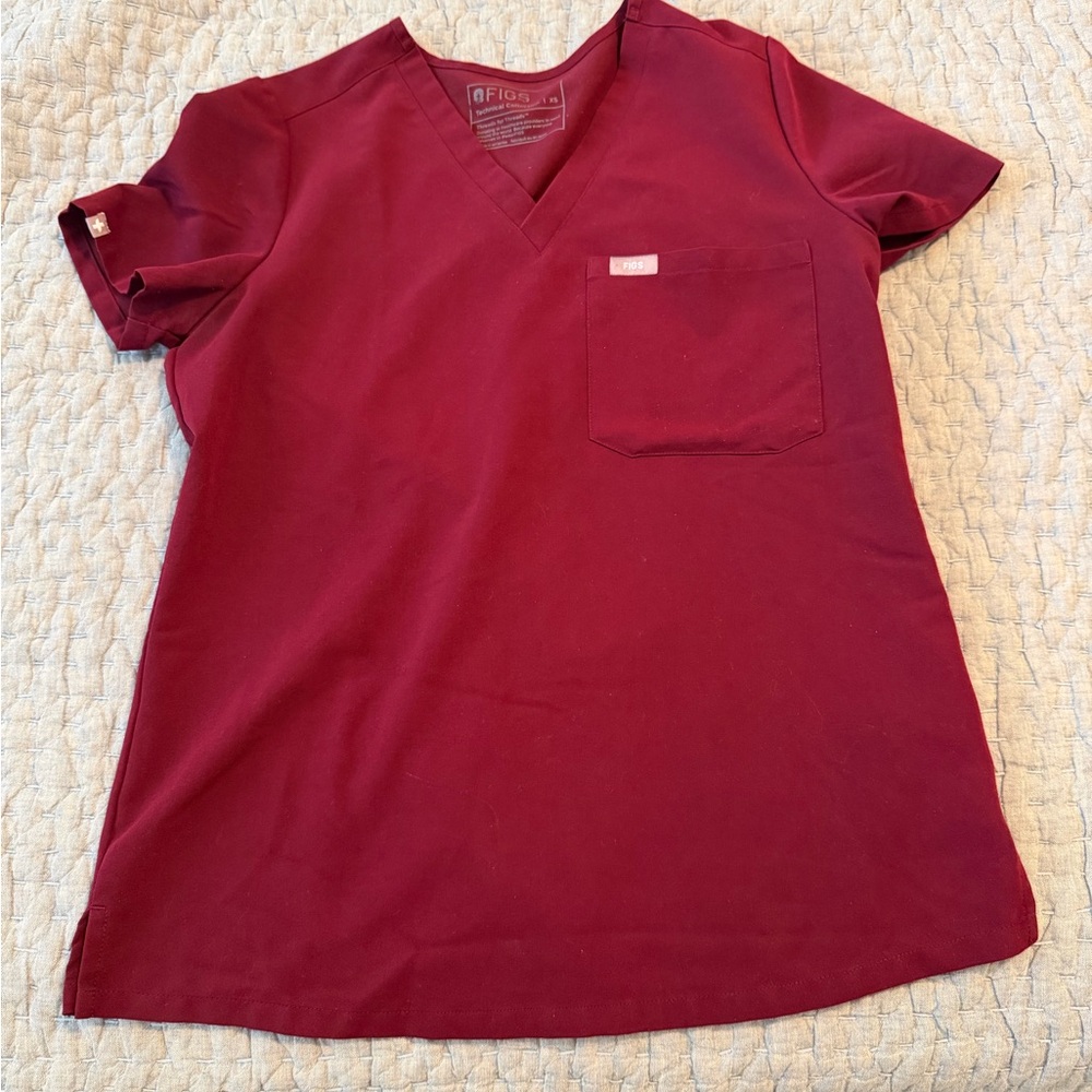 Figs Burgundy V-neck top and joggers